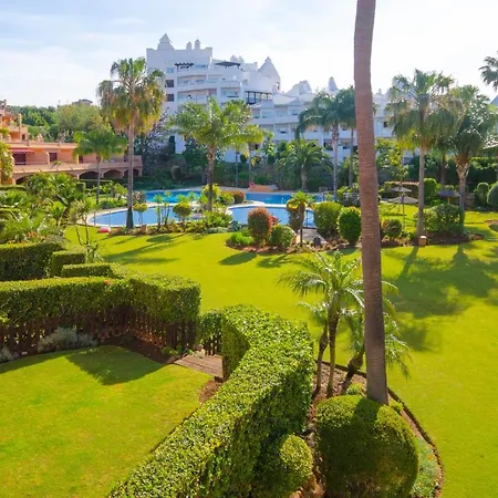 Apartment Apartamento Con Vistas Al Mar Y Acceso Directo A La Playa Estepona