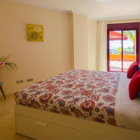 Apartment Apartamento Con Vistas Al Mar Y Acceso Directo A La Playa