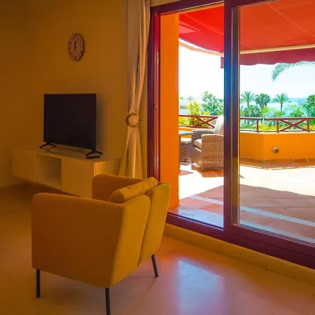 Apartamento Con Vistas Al Mar Y Acceso Directo A La Playa Apartment Estepona