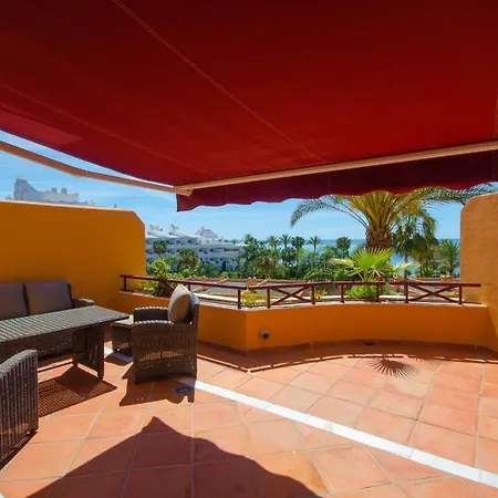 Apartamento Con Vistas Al Mar Y Acceso Directo A La Playa Apartment *