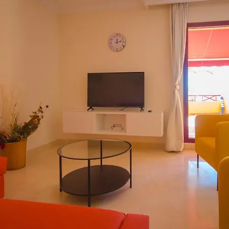Apartamento Con Vistas Al Mar Y Acceso Directo A La Playa Apartment *