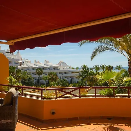 Apartamento Con Vistas Al Mar Y Acceso Directo A La Playa Apartment *