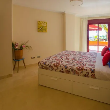 Apartamento Con Vistas Al Mar Y Acceso Directo A La Playa Apartment *